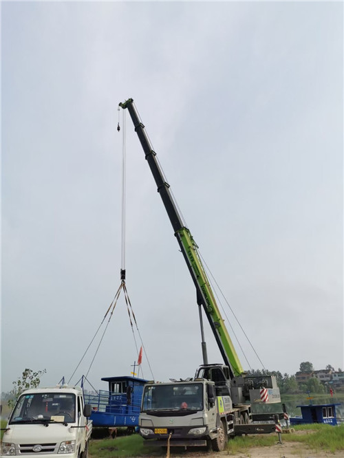 桦南县桥梁建设吊装案例